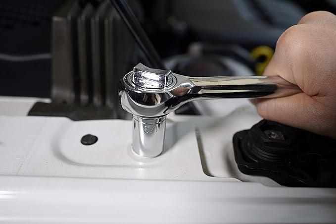 121 Piece Mechanic Tool Socket Wrench Set